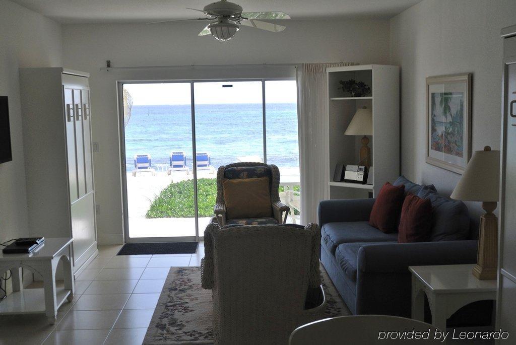 Castaways Cayman Beach Resort Grand Cayman Exterior foto